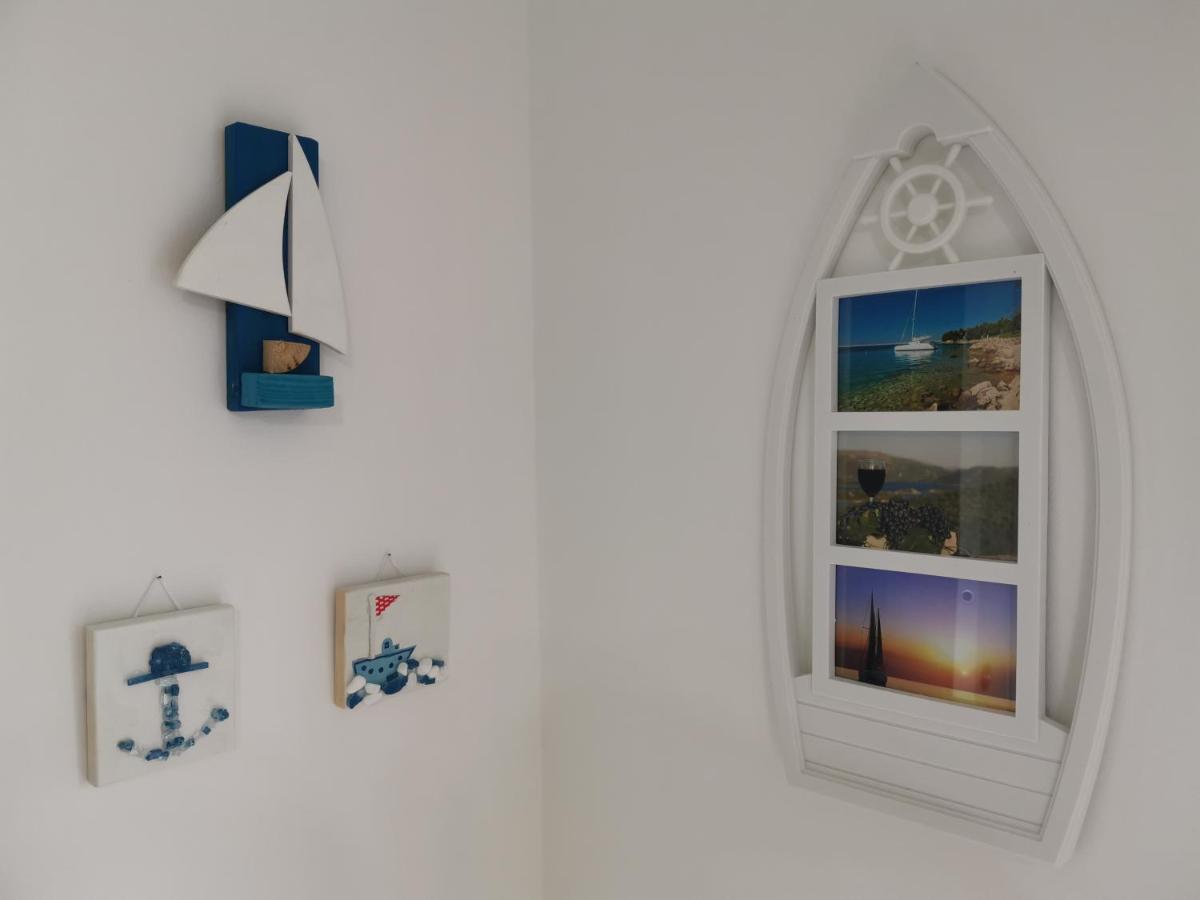 Old Town Paklenica Apartment Starigrad Paklenica Bagian luar foto