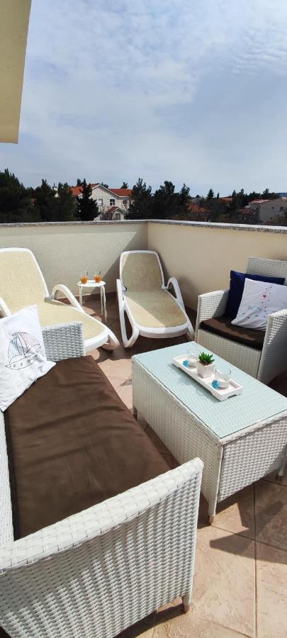 Old Town Paklenica Apartment Starigrad Paklenica Bagian luar foto
