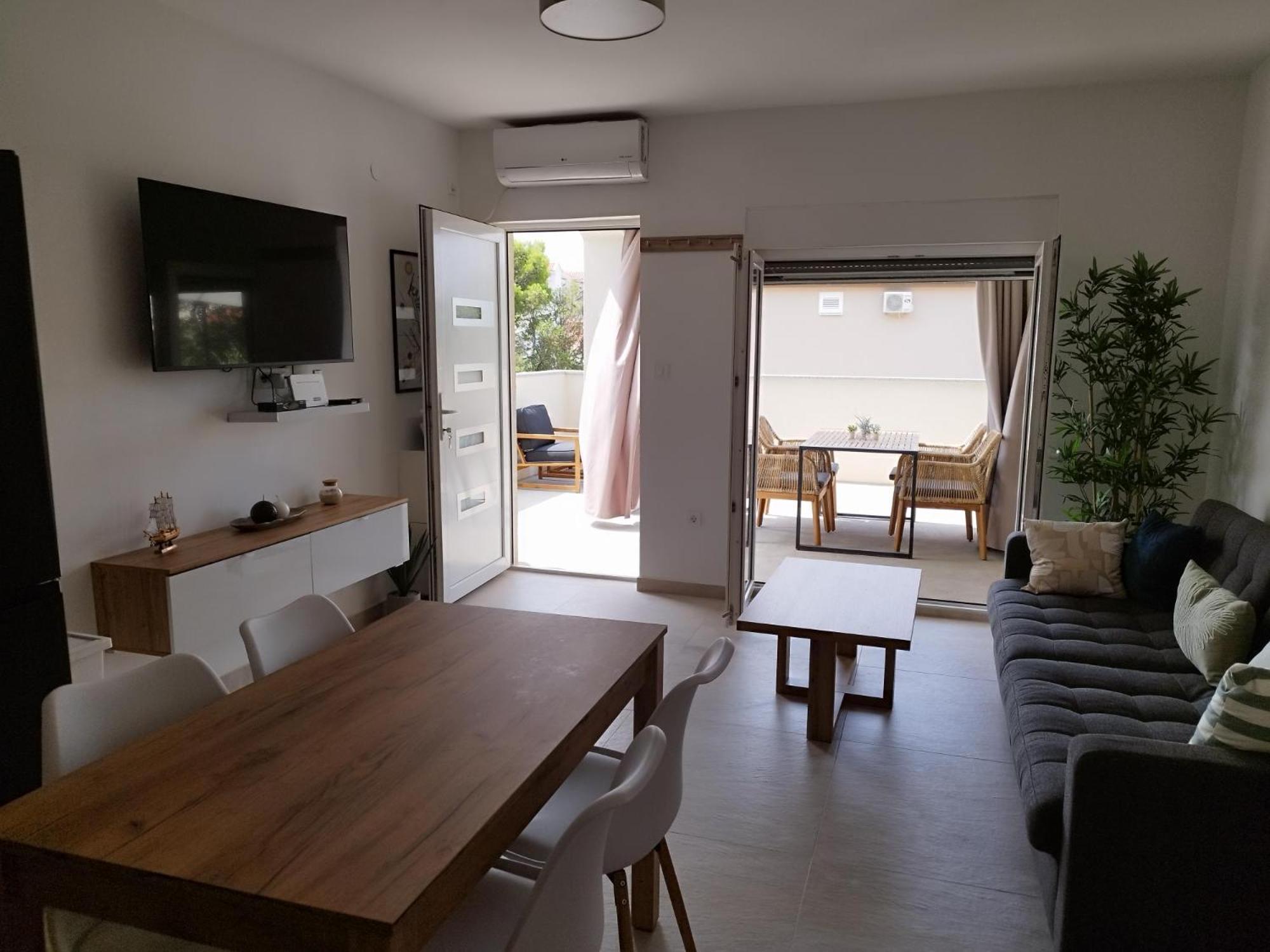 Old Town Paklenica Apartment Starigrad Paklenica Bagian luar foto