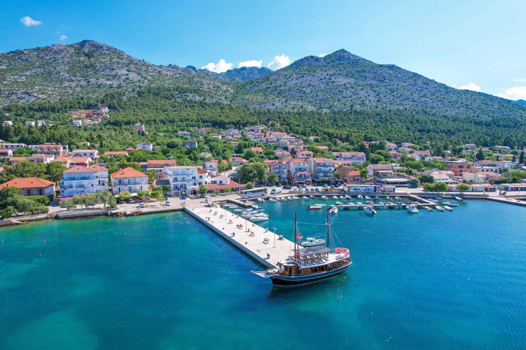 Old Town Paklenica Apartment Starigrad Paklenica Bagian luar foto